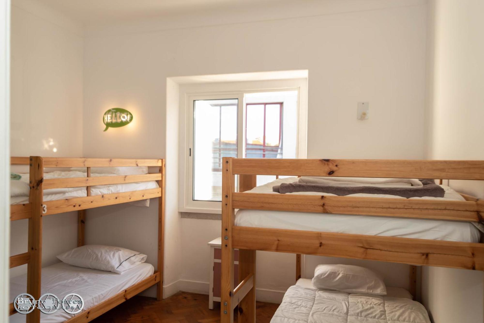 The Shed Surf Lodge Costa da Caparica Extérieur photo